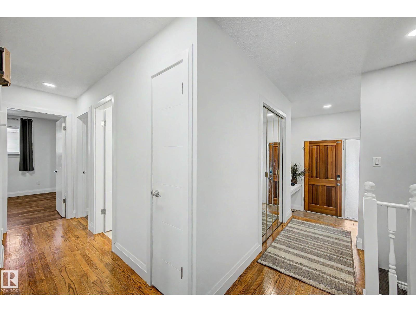 3718 103B ST NW - 23