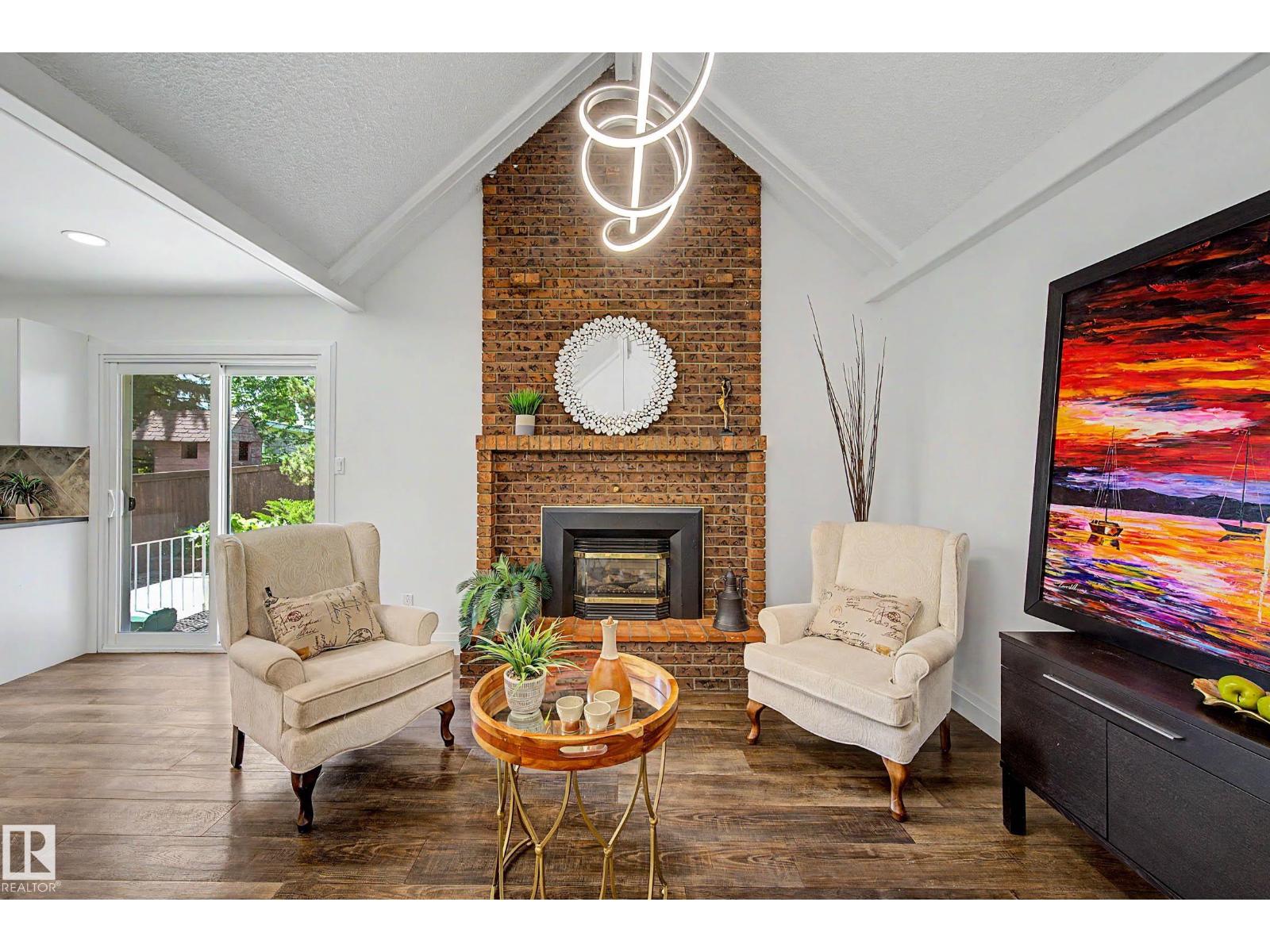 3718 103B ST NW - 16