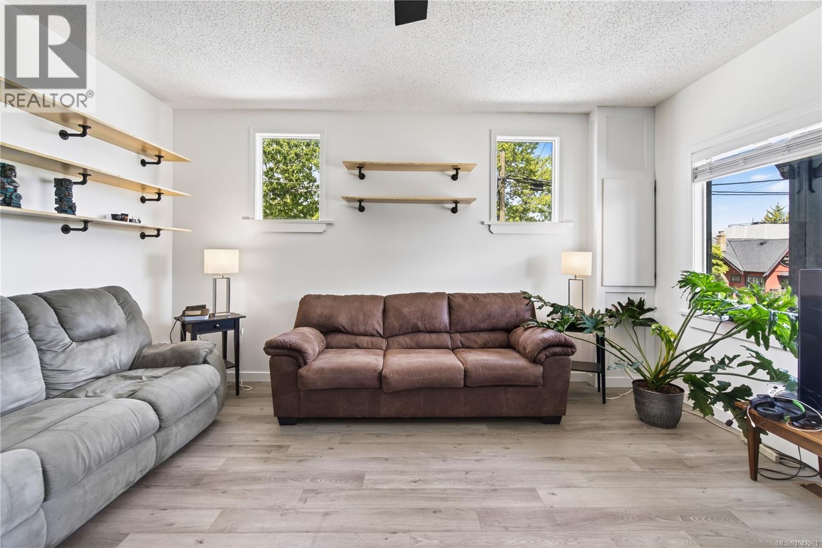 203 Prideaux St - 6