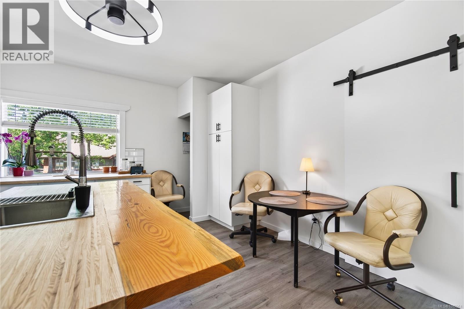 203 Prideaux St - 16