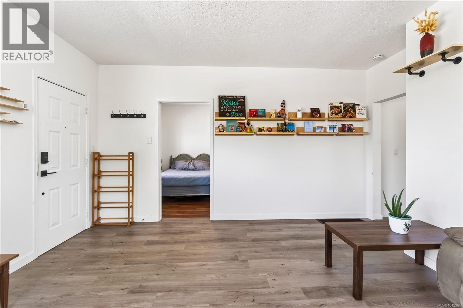 203 Prideaux St - 12