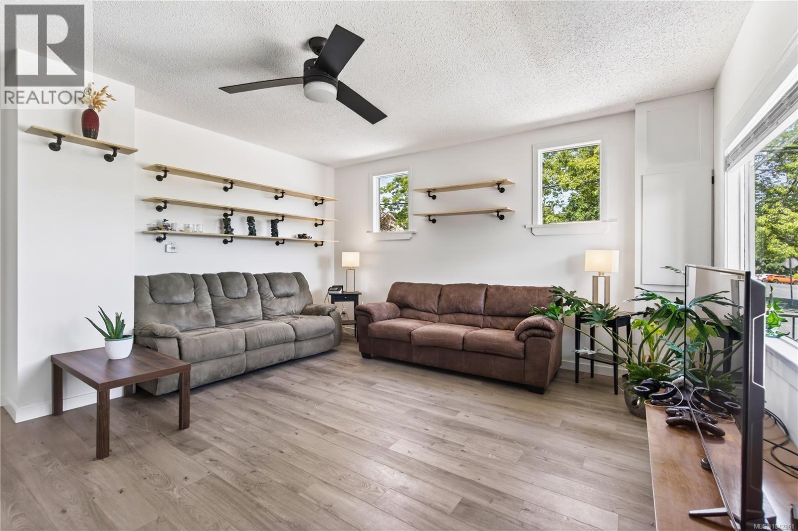 203 Prideaux St - 9
