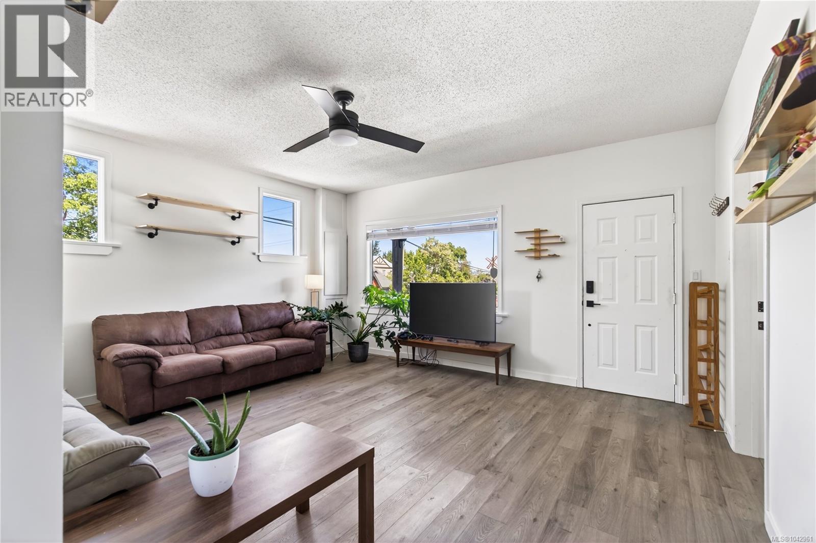 203 Prideaux St - 14