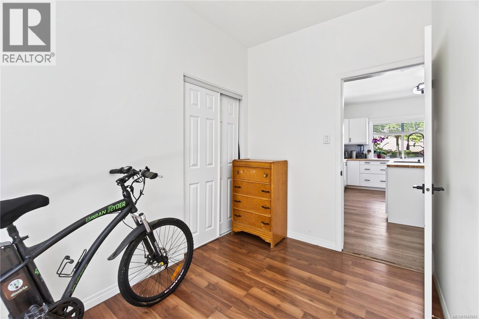 203 Prideaux St - 28