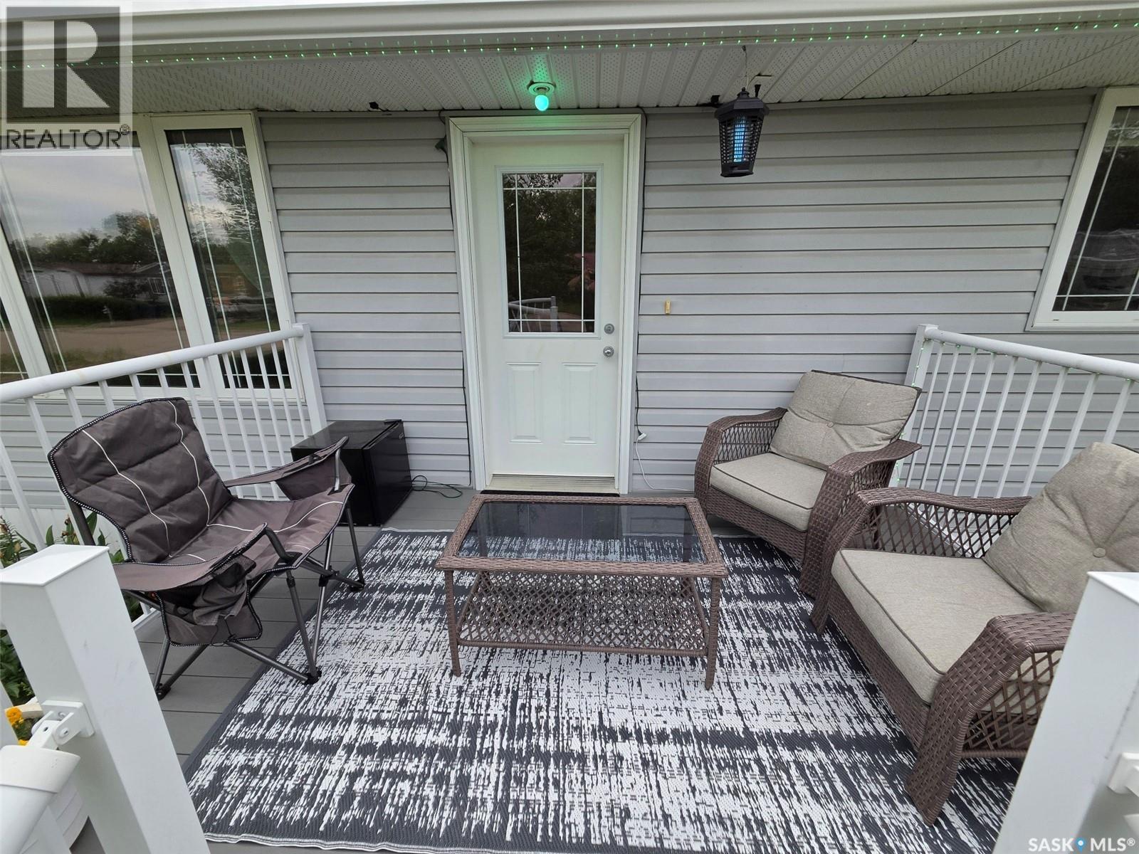 320 6th STREET W - 6
