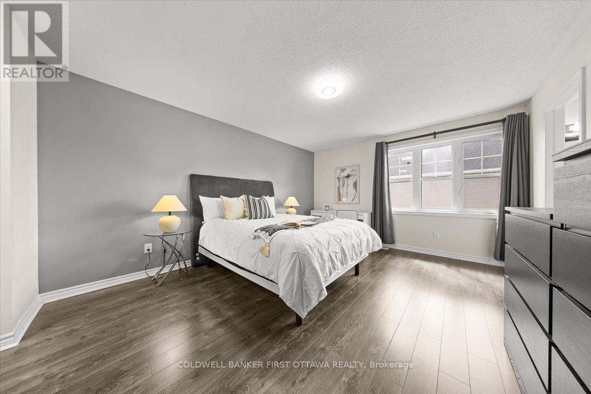 619 DUNDONALD DRIVE - 12