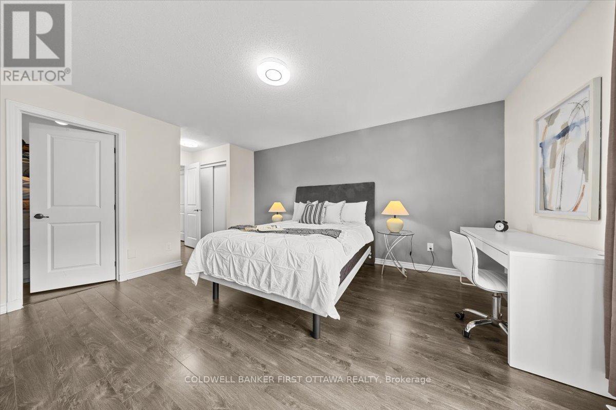 619 DUNDONALD DRIVE - 13