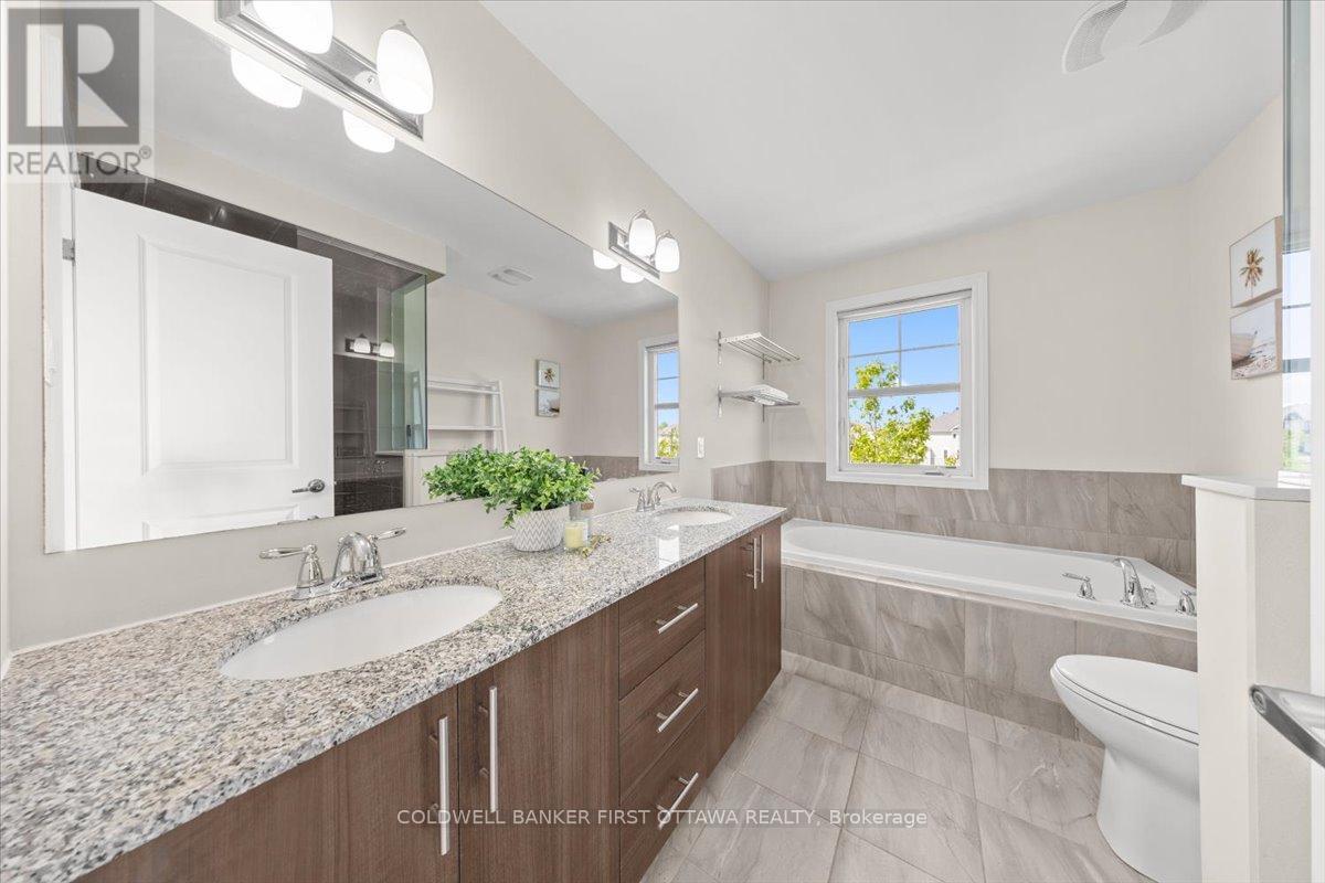 619 DUNDONALD DRIVE - 15