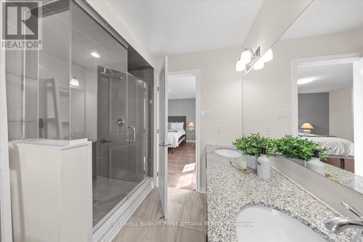 619 DUNDONALD DRIVE - 17