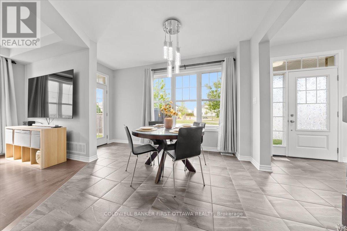 619 DUNDONALD DRIVE - 21