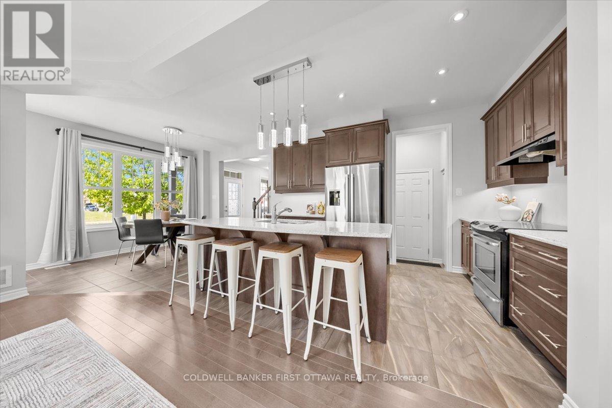 619 DUNDONALD DRIVE - 26