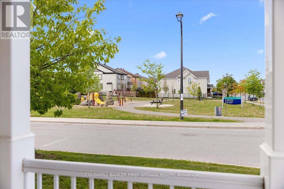 619 DUNDONALD DRIVE - 43
