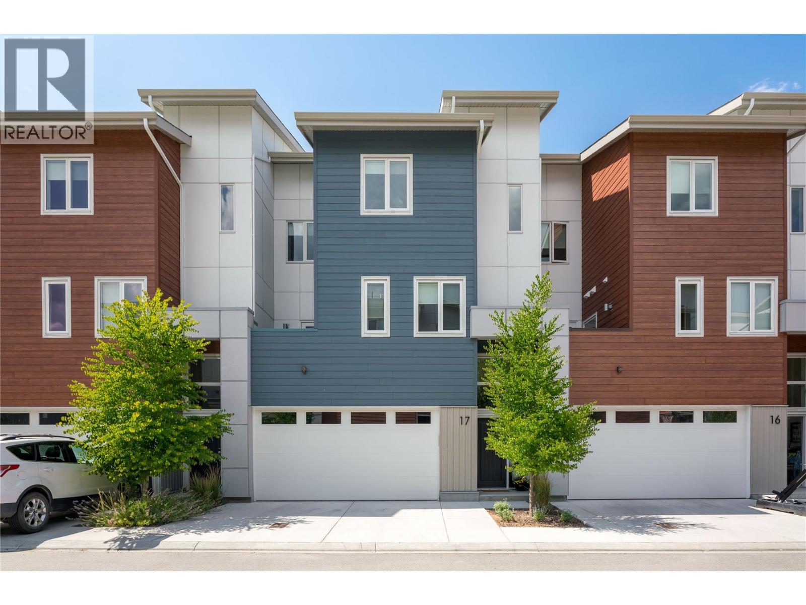 #17 3719 WOODSDALE Road - 1