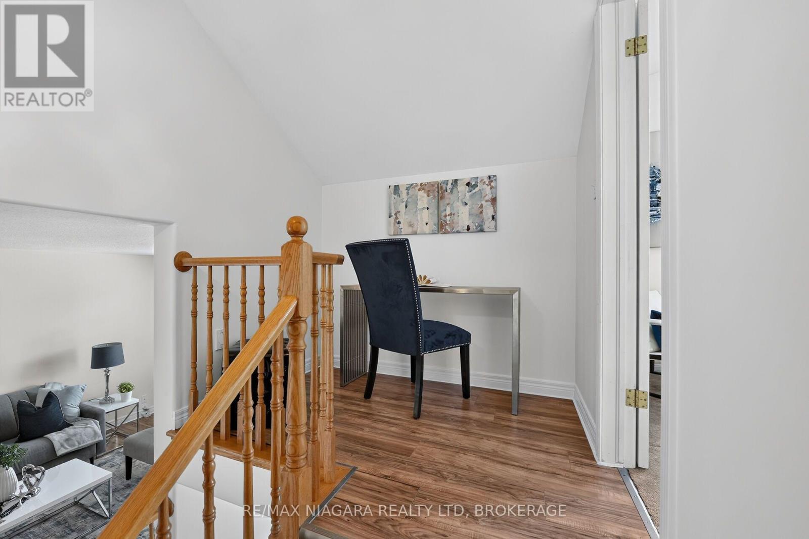 7710 VINCENT STREET W - 19