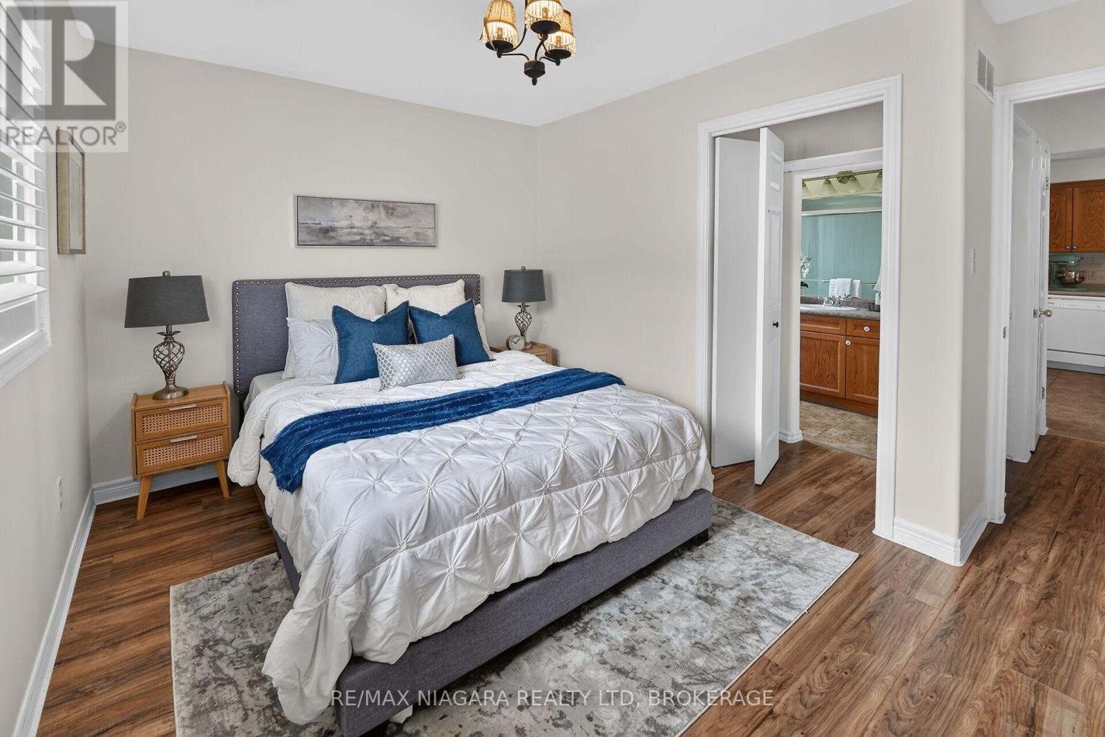 7710 VINCENT STREET W - 27