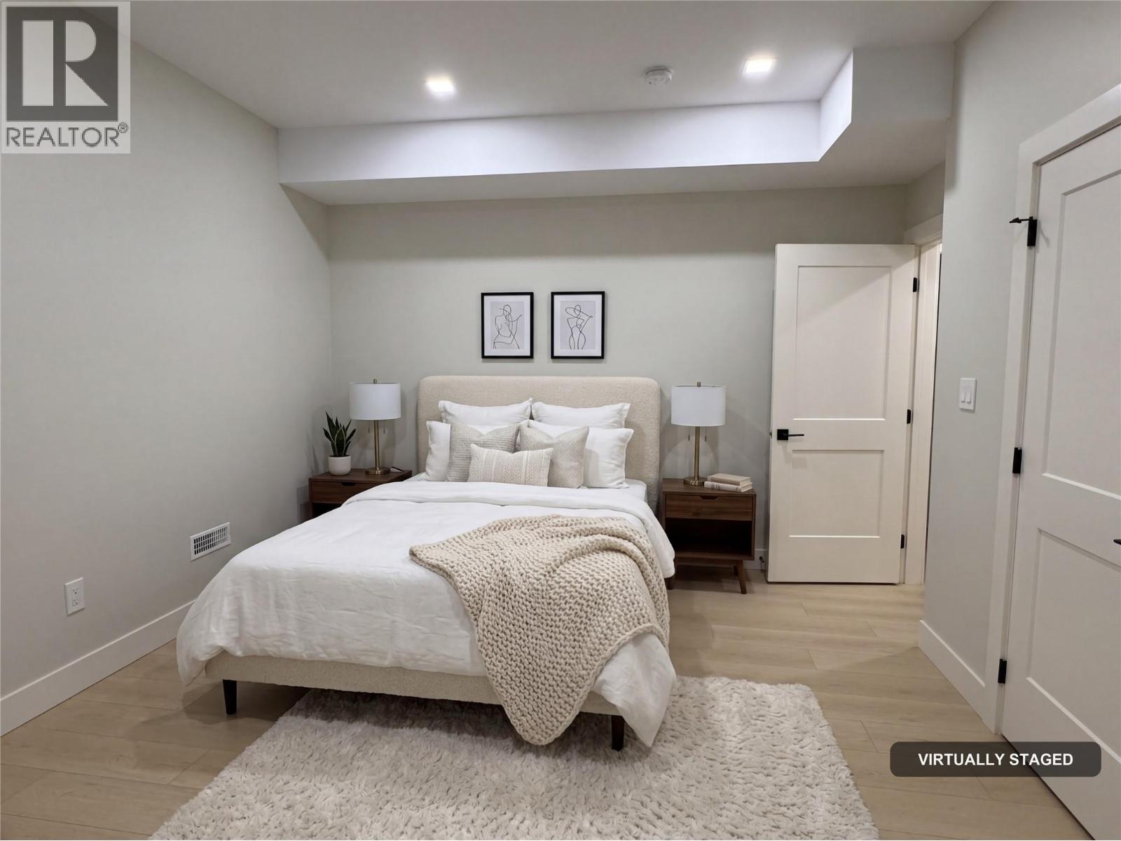 3806 Torrey Pines Drive - 23