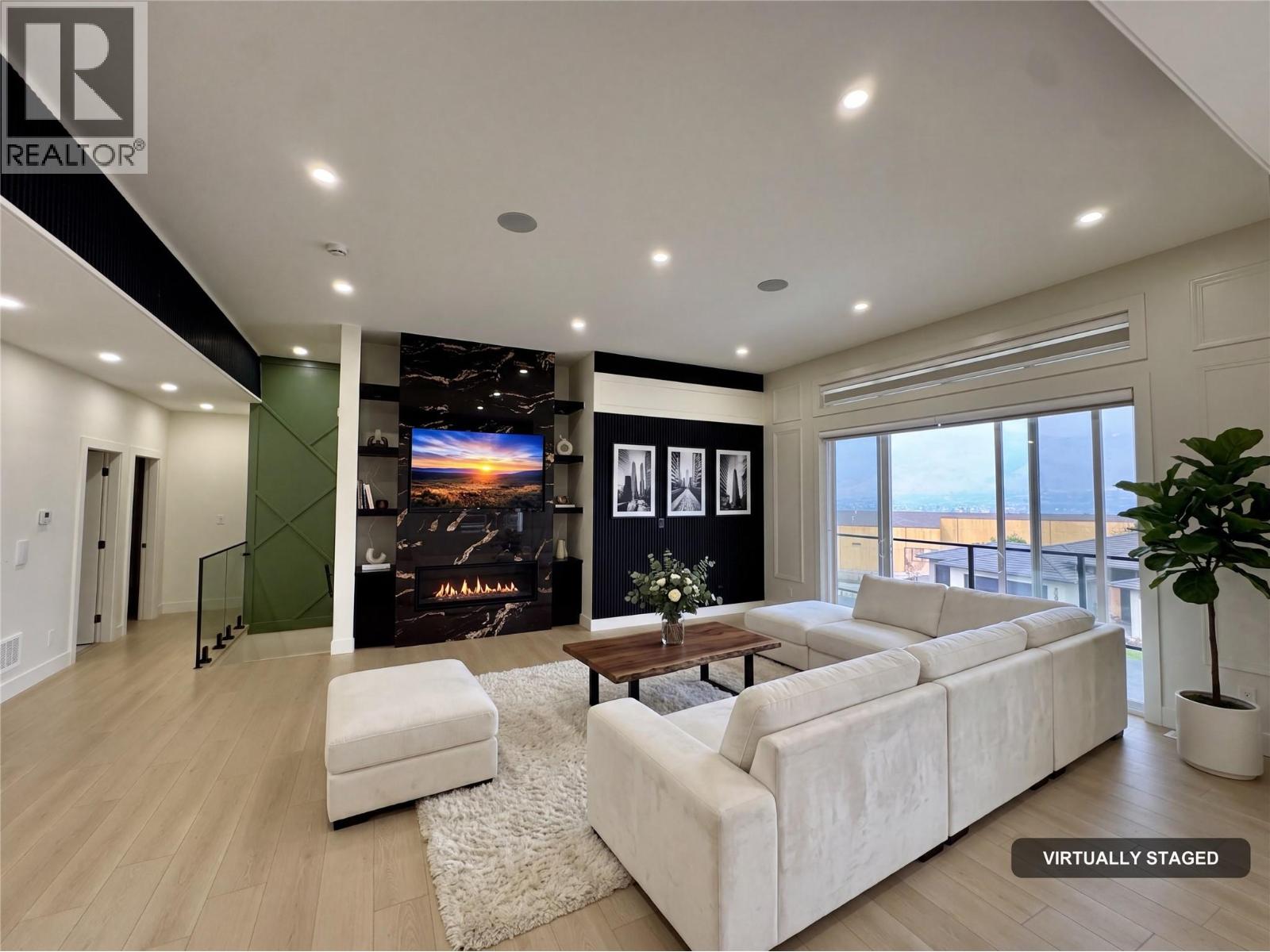 3806 Torrey Pines Drive - 5