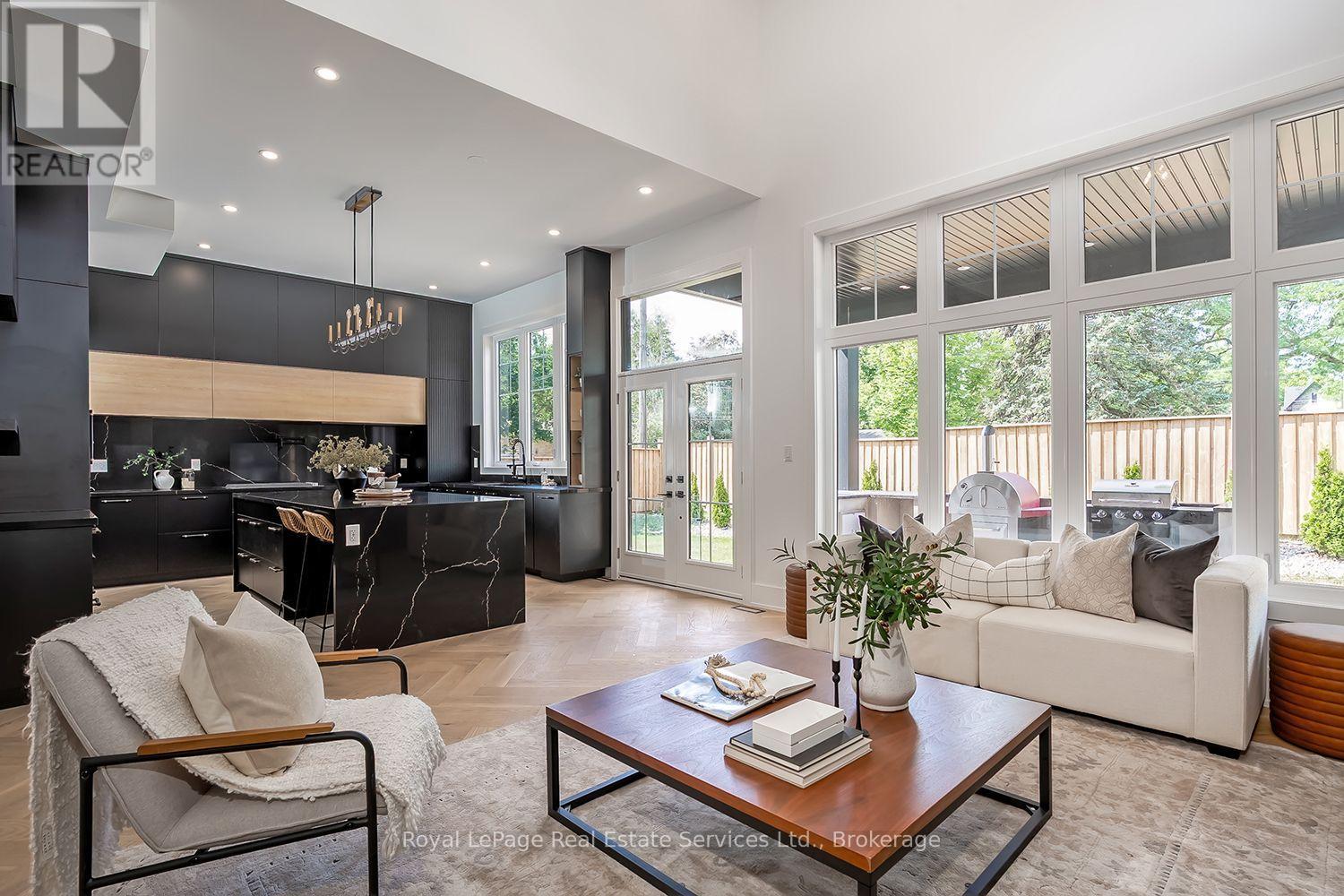 296 TUCK DRIVE - 18