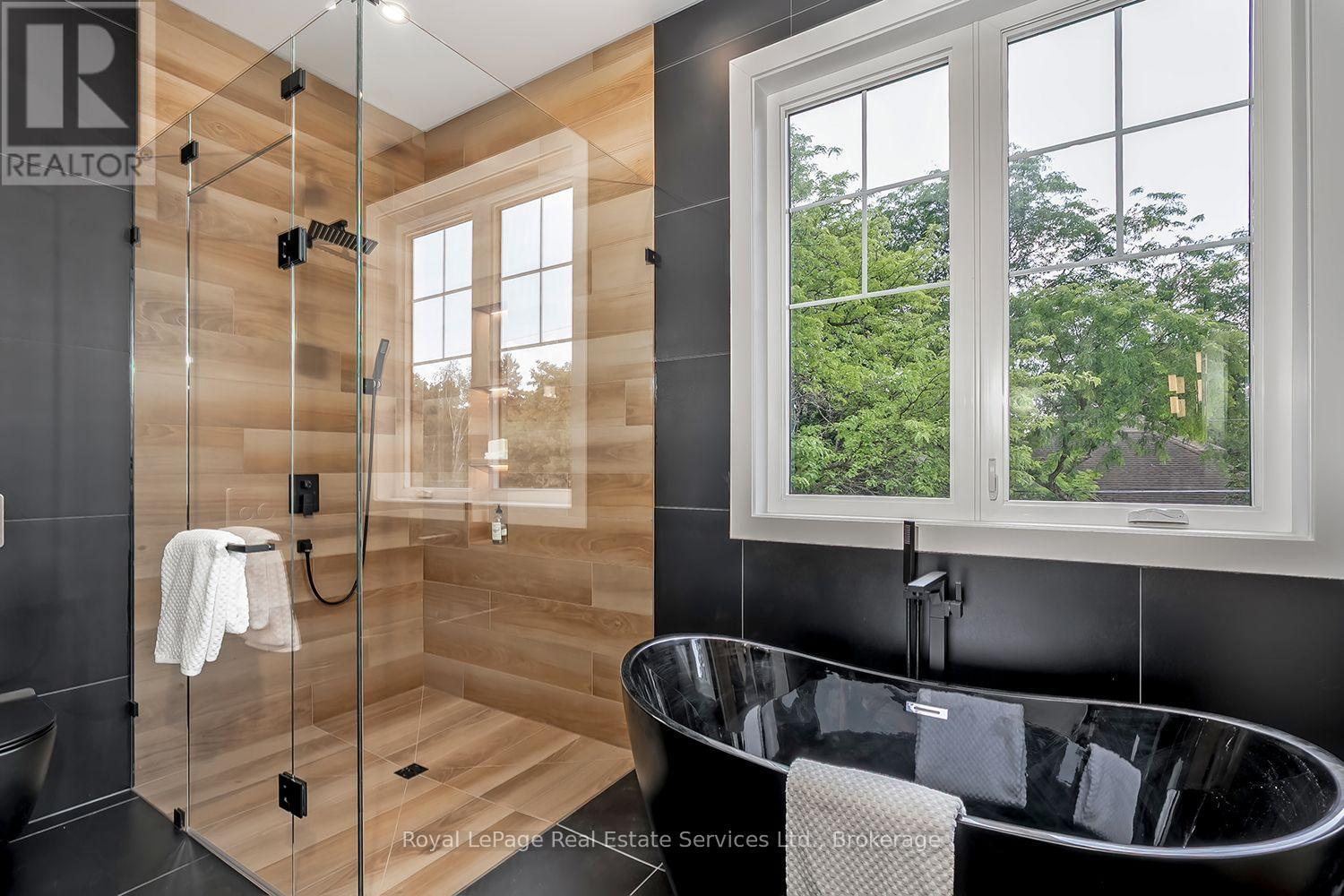 296 TUCK DRIVE - 27