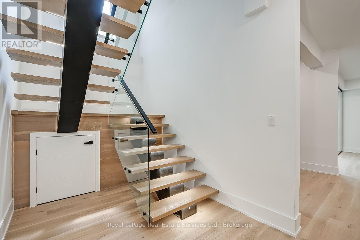 296 TUCK DRIVE - 36