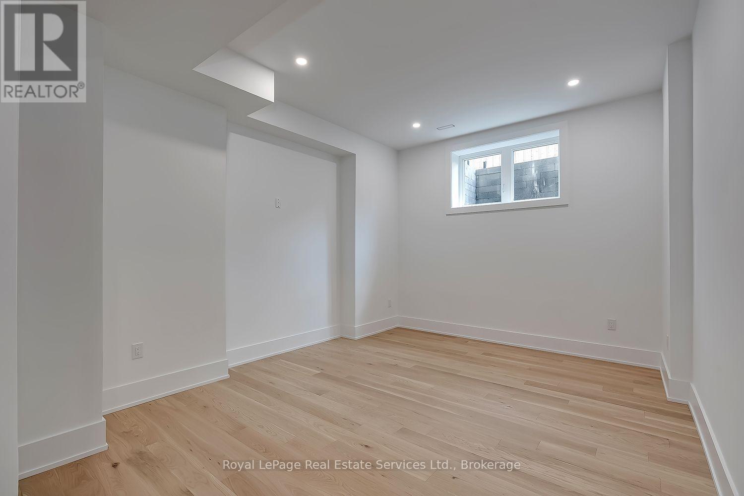 296 TUCK DRIVE - 45