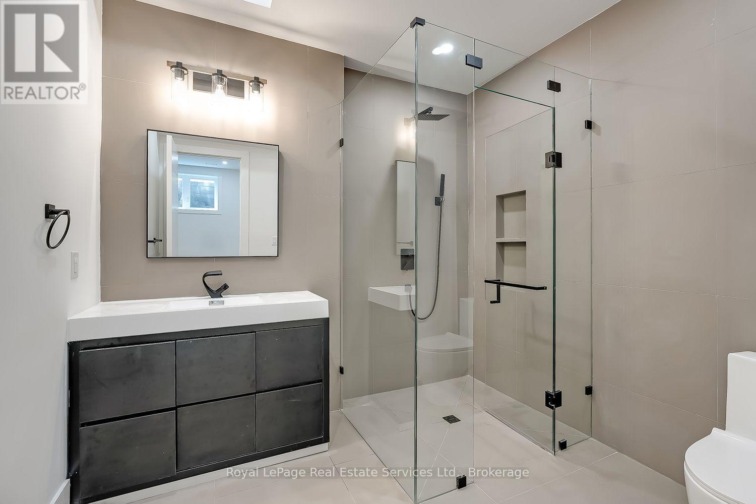 296 TUCK DRIVE - 46