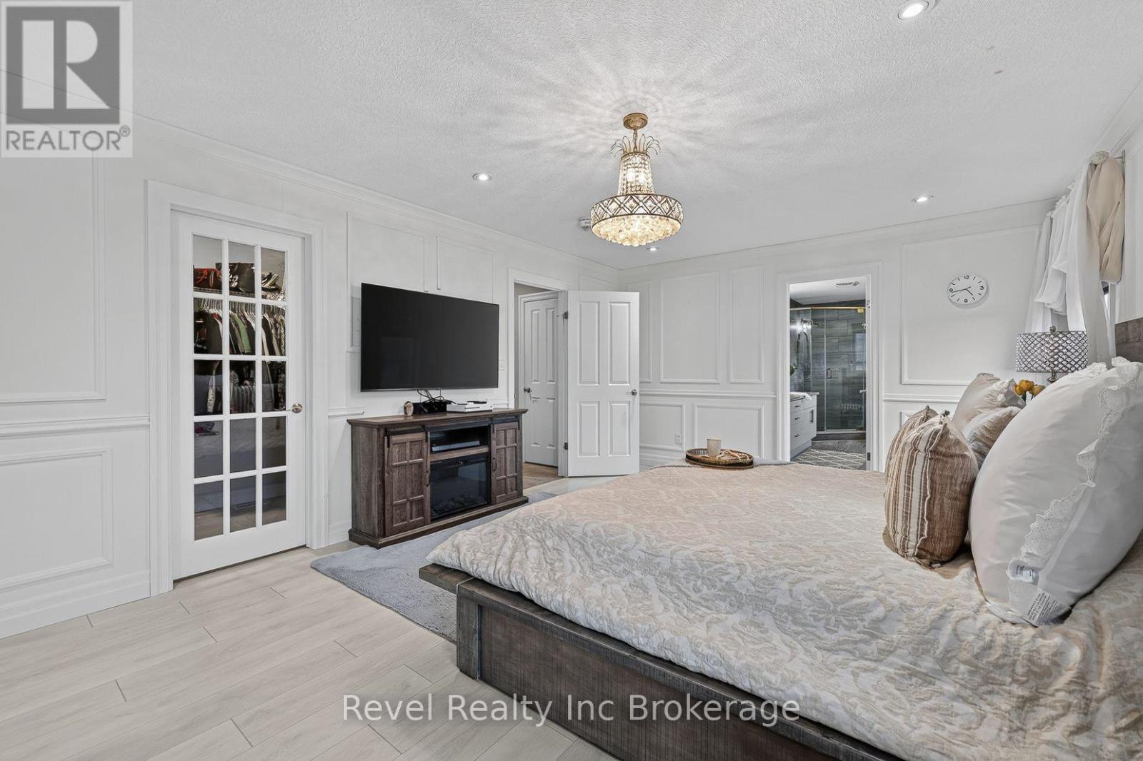 805 HALIFAX ROAD - Image 25