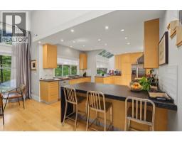20 1900 Indian River Crescent, North Vancouver, BC V7G2R1 Photo 6