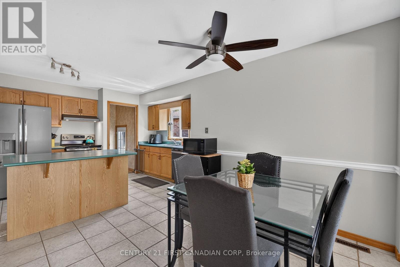33 OLDEWOOD CRESCENT - 15