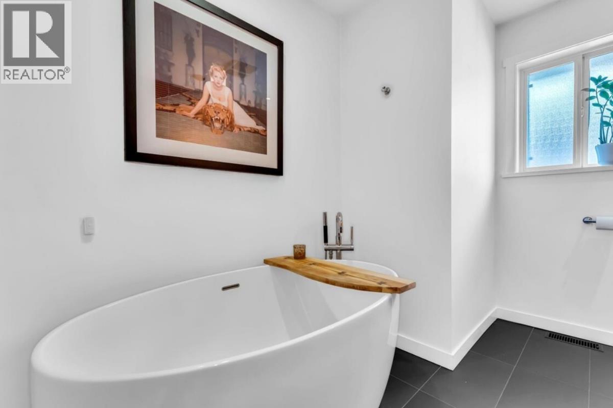 5065 WILSON DRIVE, Tsawwassen