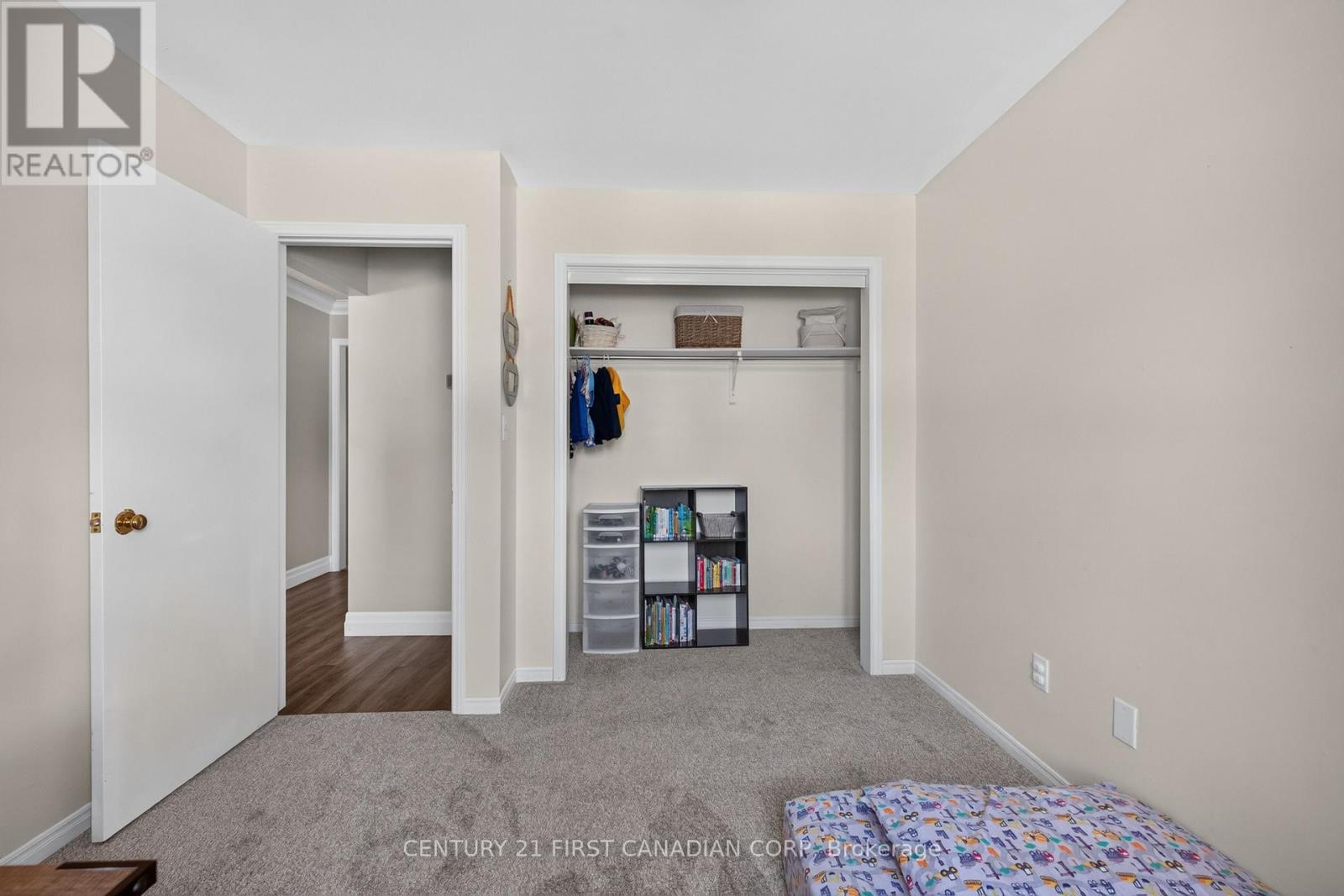 33 OLDEWOOD CRESCENT - 19