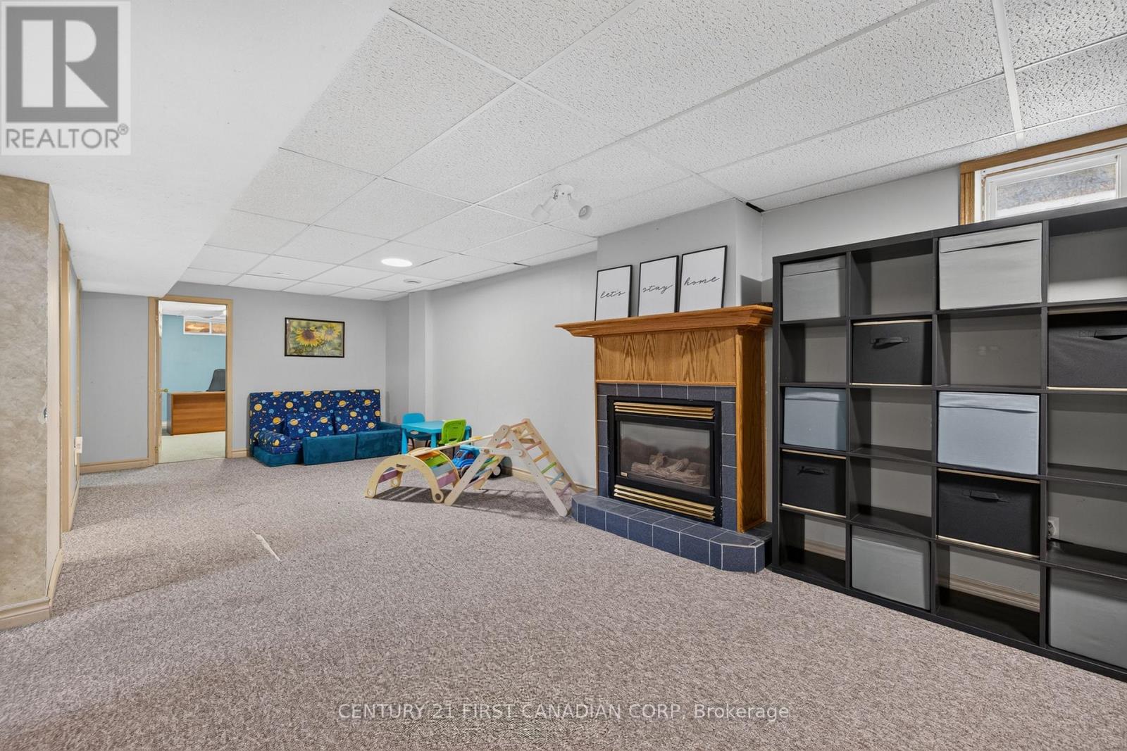 33 OLDEWOOD CRESCENT - 29
