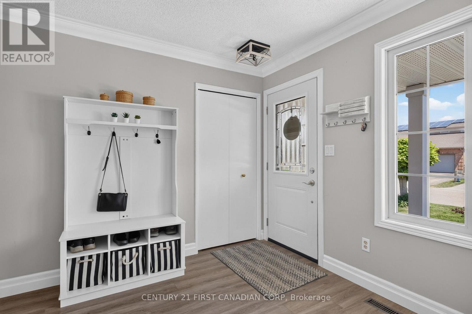 33 OLDEWOOD CRESCENT - 5