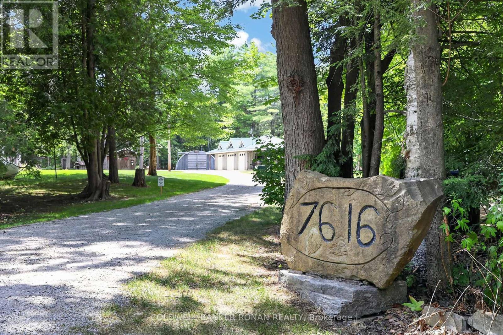 7616 5TH LINE - 6