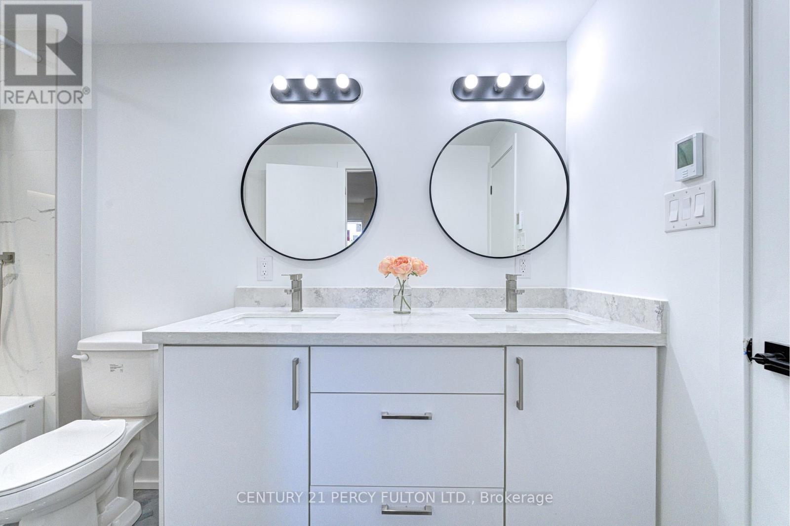 1611 GETA CIRCLE - Image 32