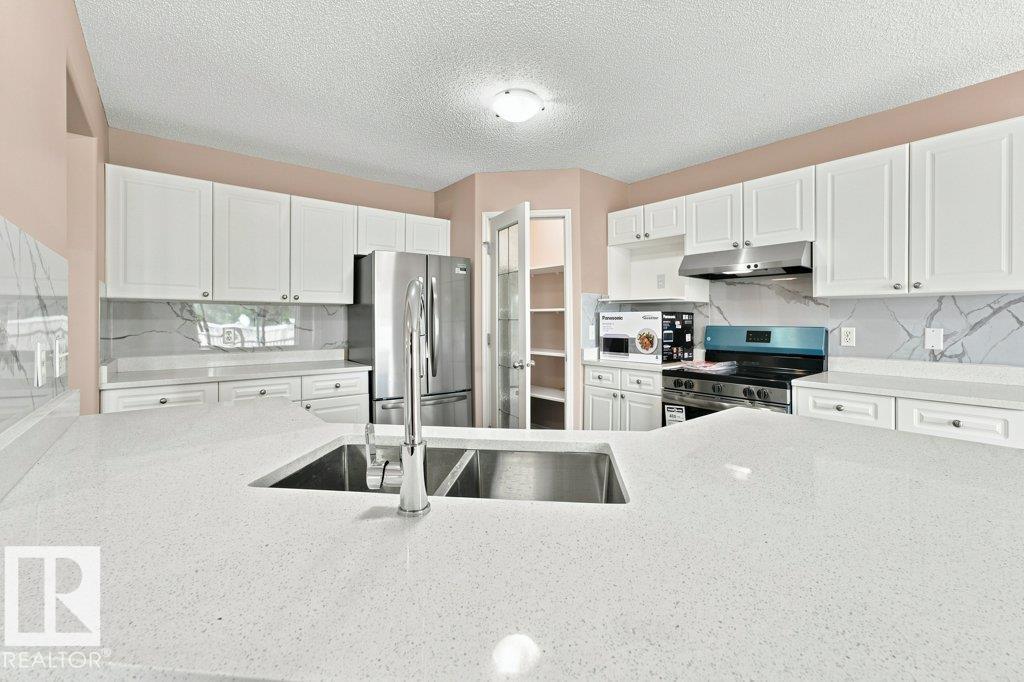2811 33 ST NW - 12