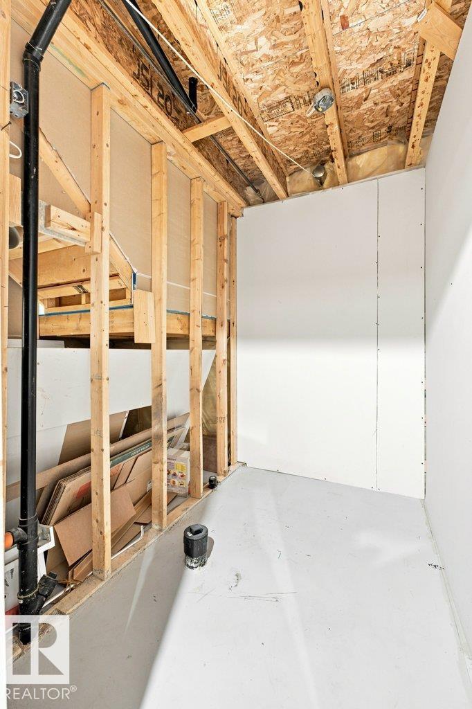 2811 33 ST NW - 38