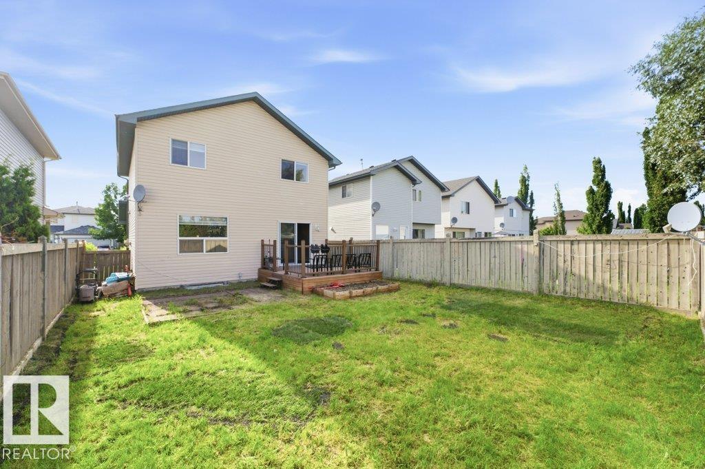 2811 33 ST NW - 48