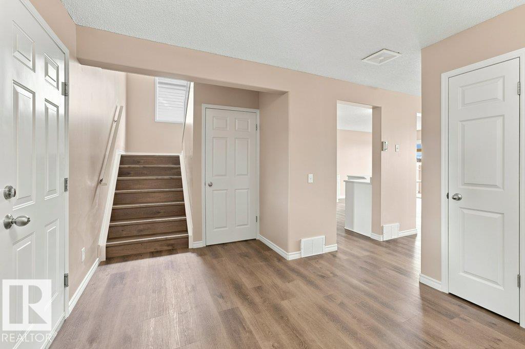 2811 33 ST NW - 6