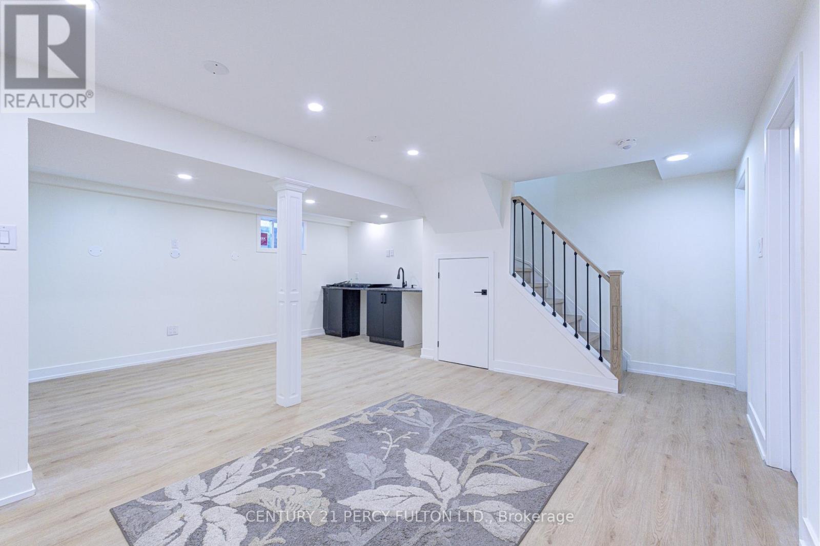 1611 GETA CIRCLE - Image 37