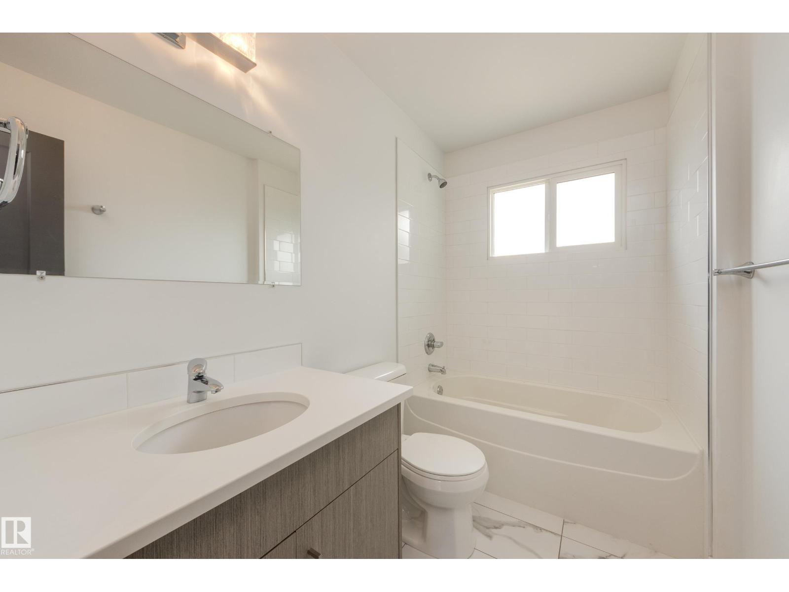 13112 90 ST NW - 23