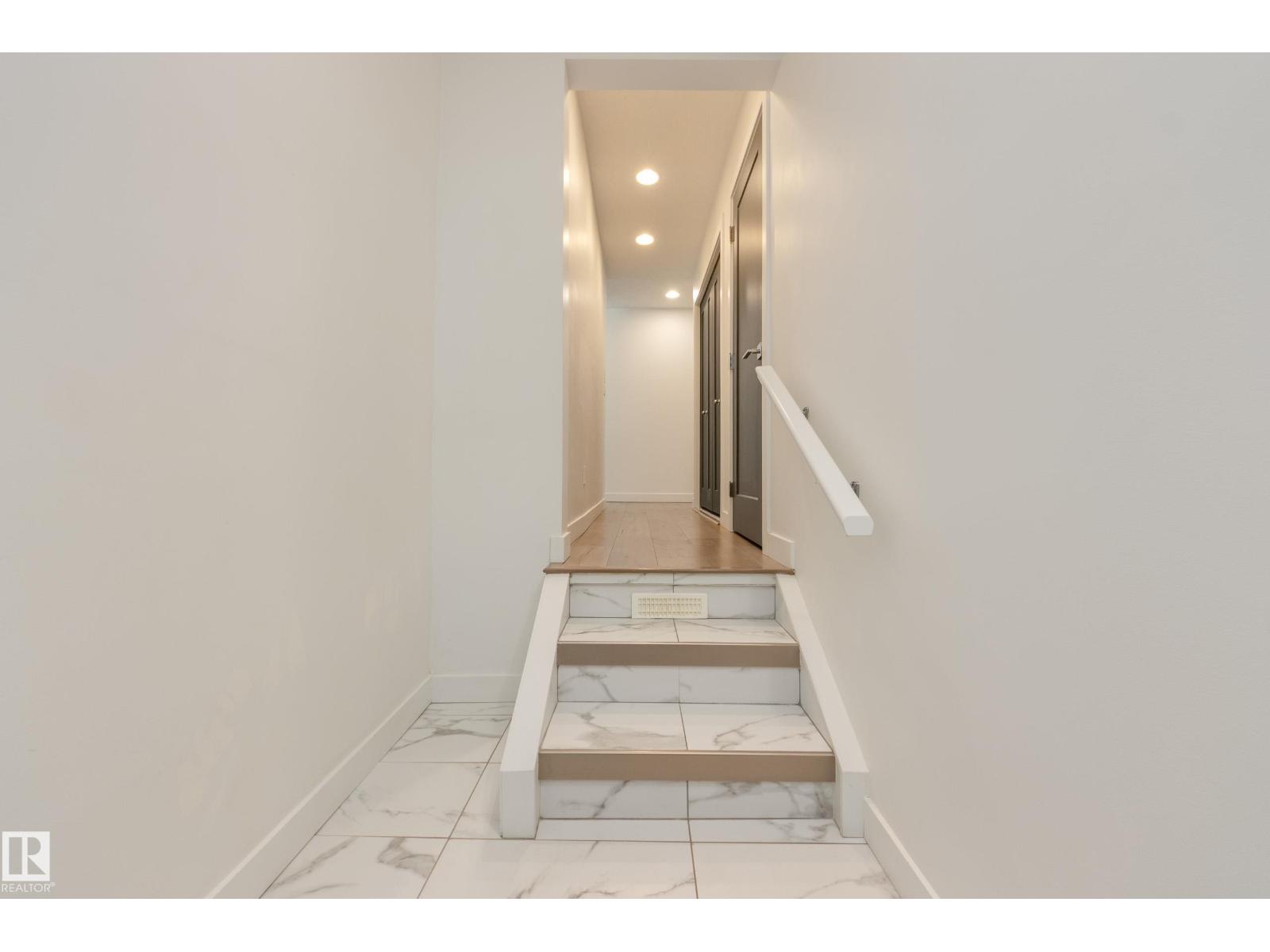 13112 90 ST NW - 26