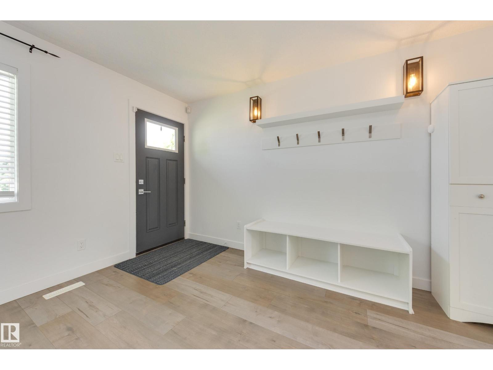 13112 90 ST NW - 3
