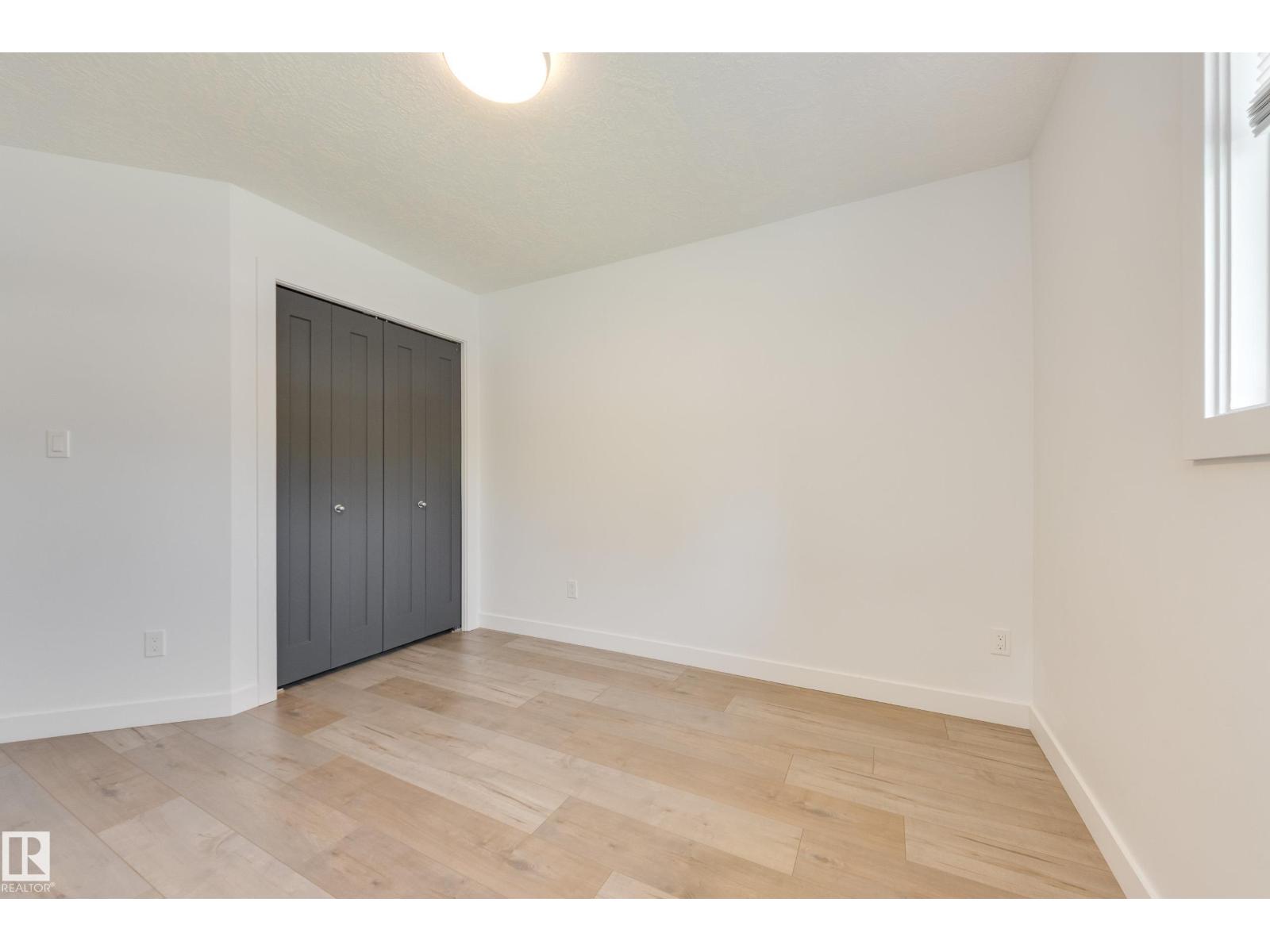13112 90 ST NW - 21
