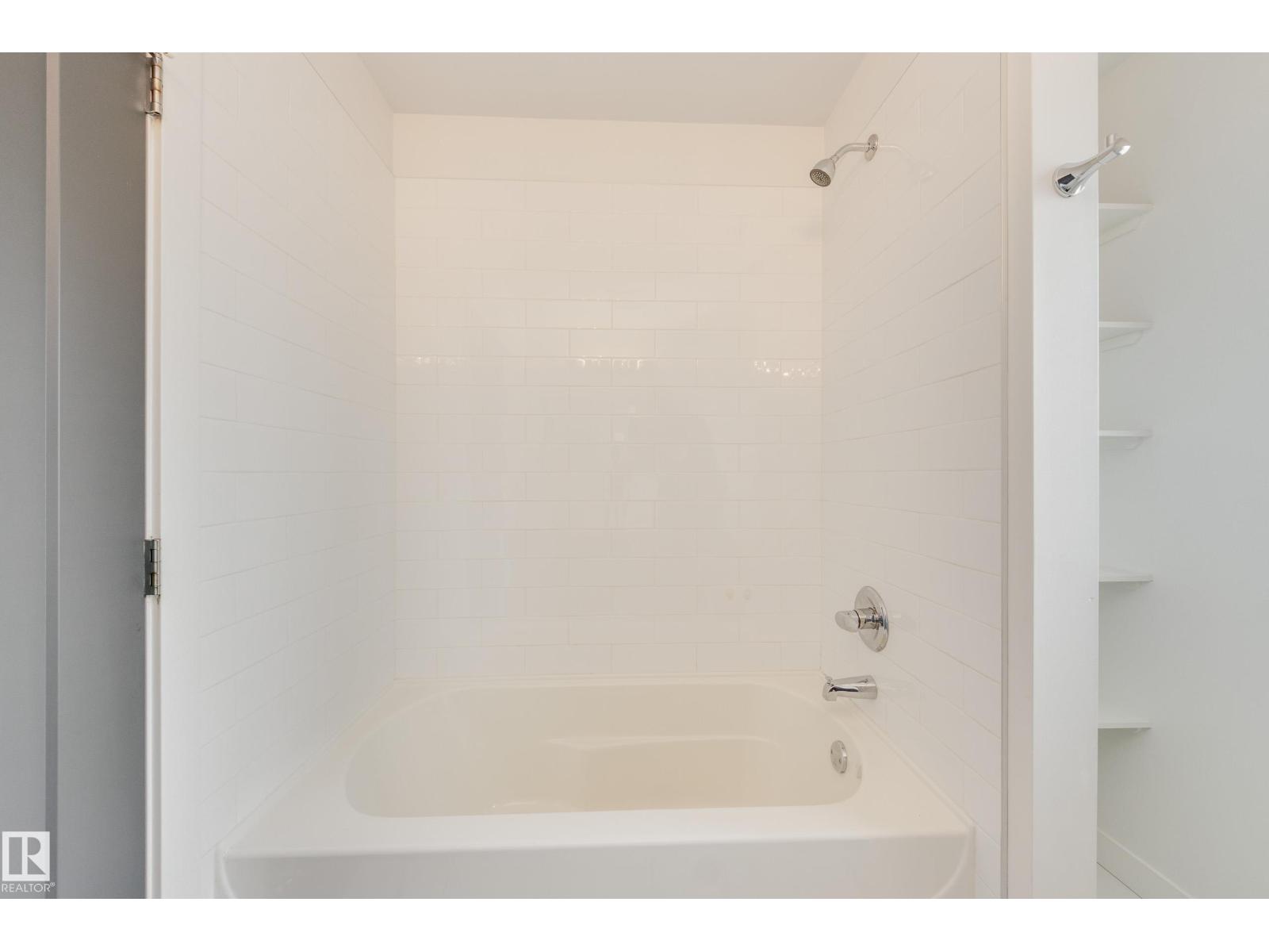 13112 90 ST NW - 19