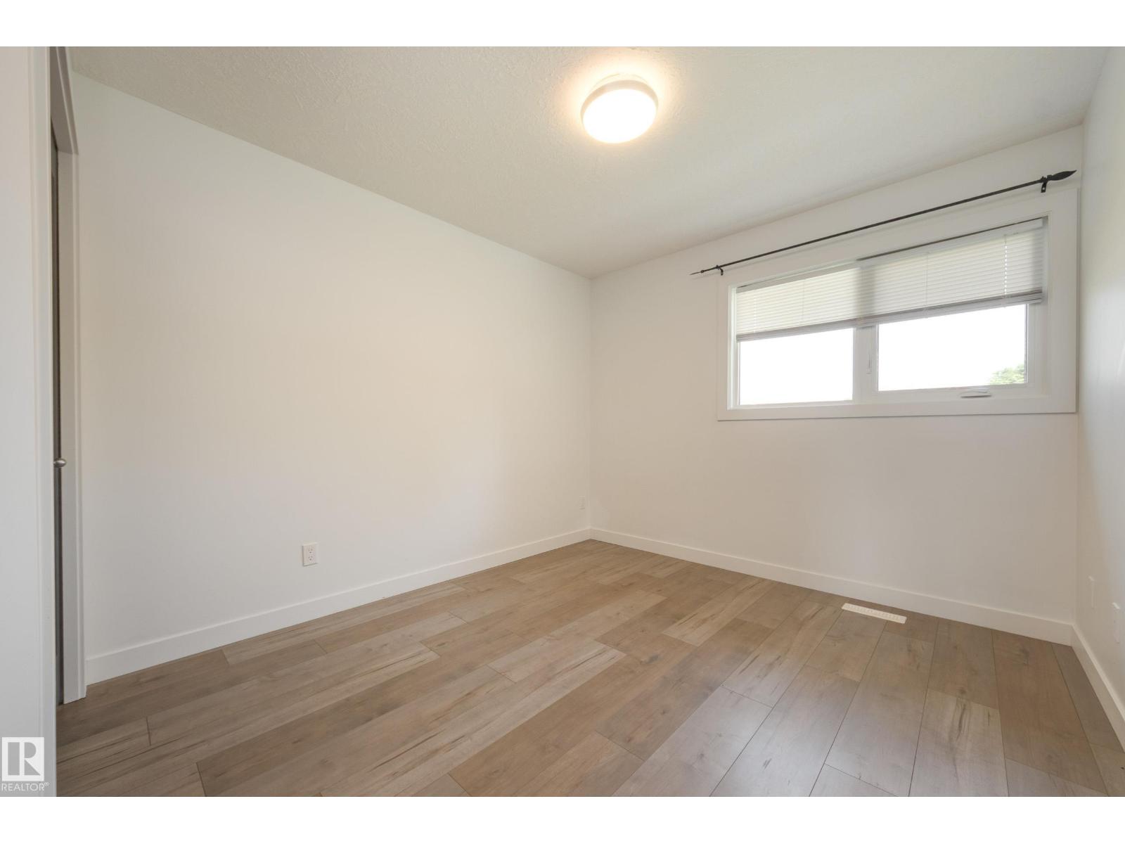 13112 90 ST NW - 20