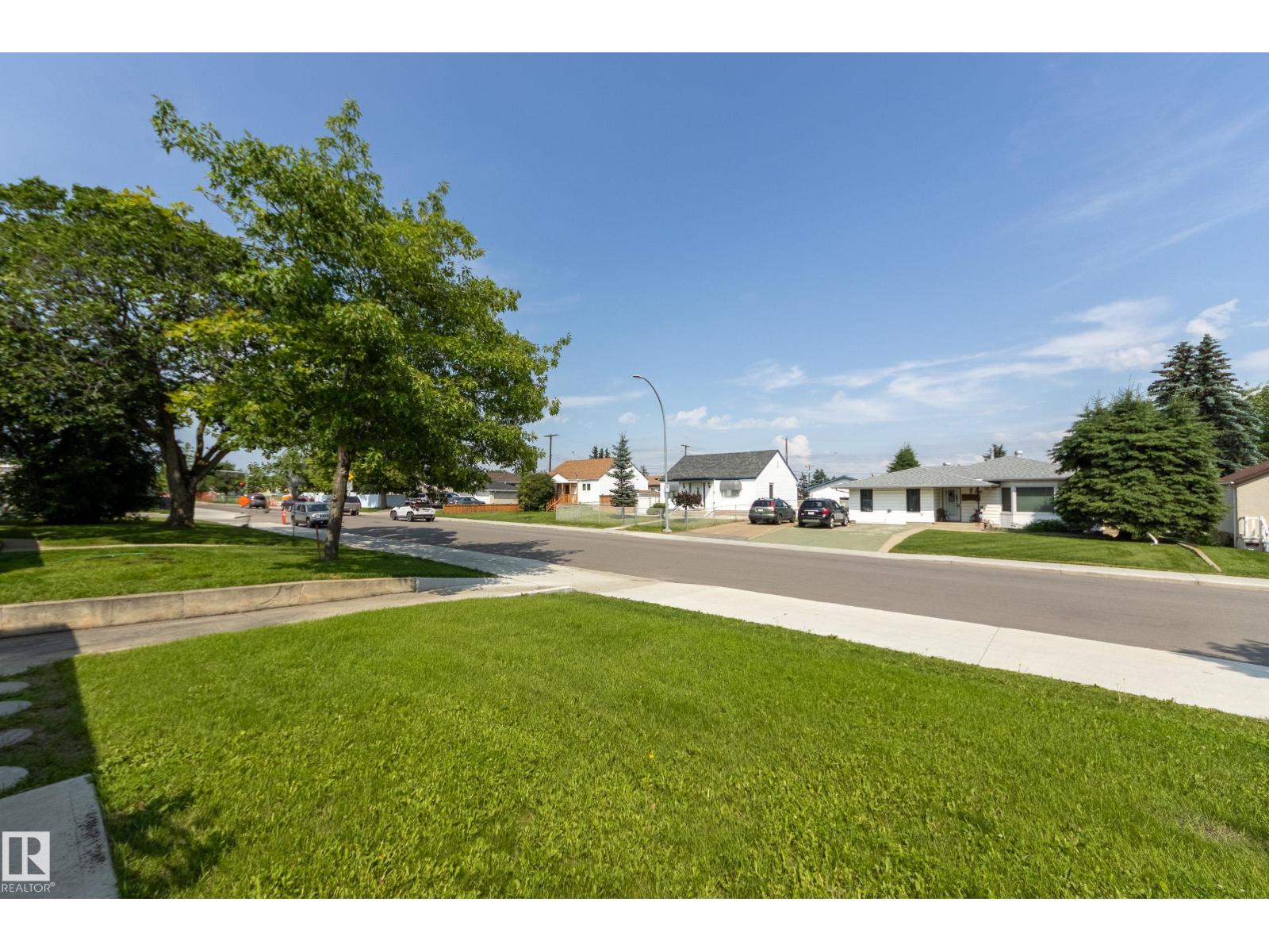 13112 90 ST NW - 2