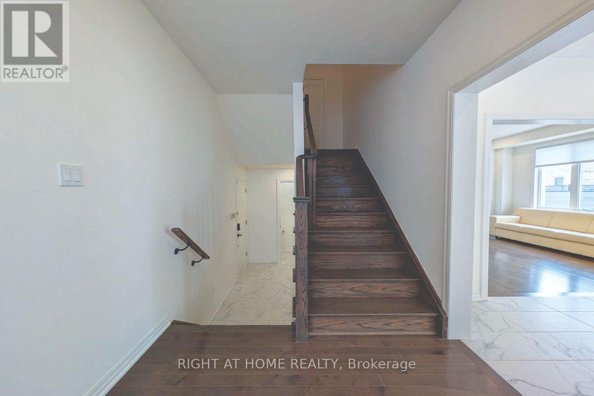 62 TITUS STREET - 14