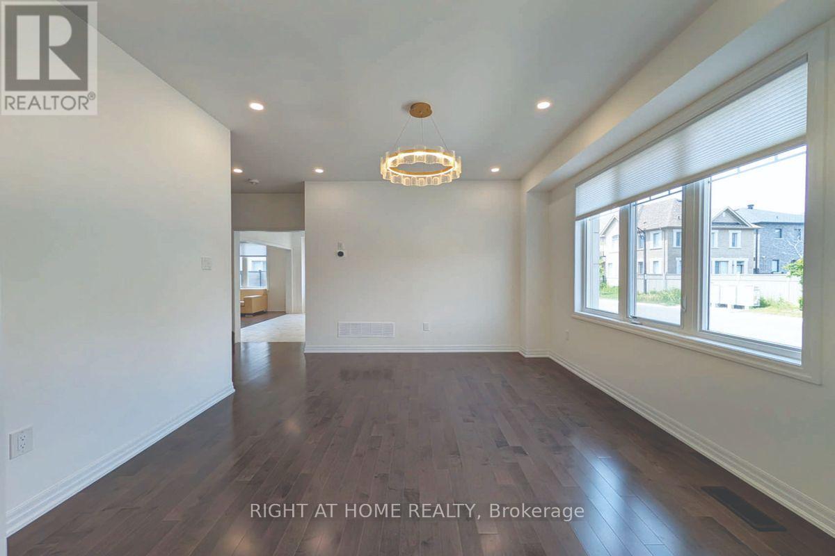 62 TITUS STREET - 6