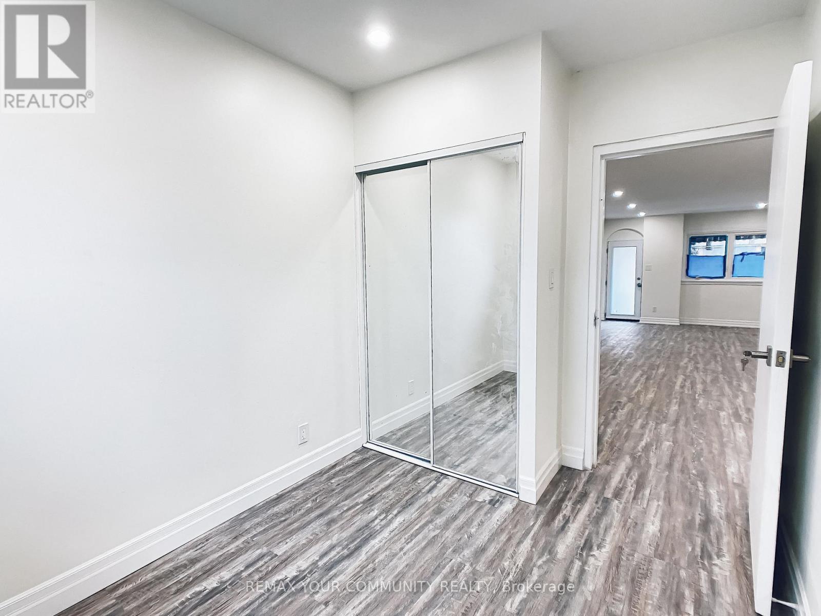 1623 KEELE STREET - 7